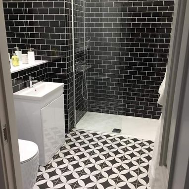 nice shower room